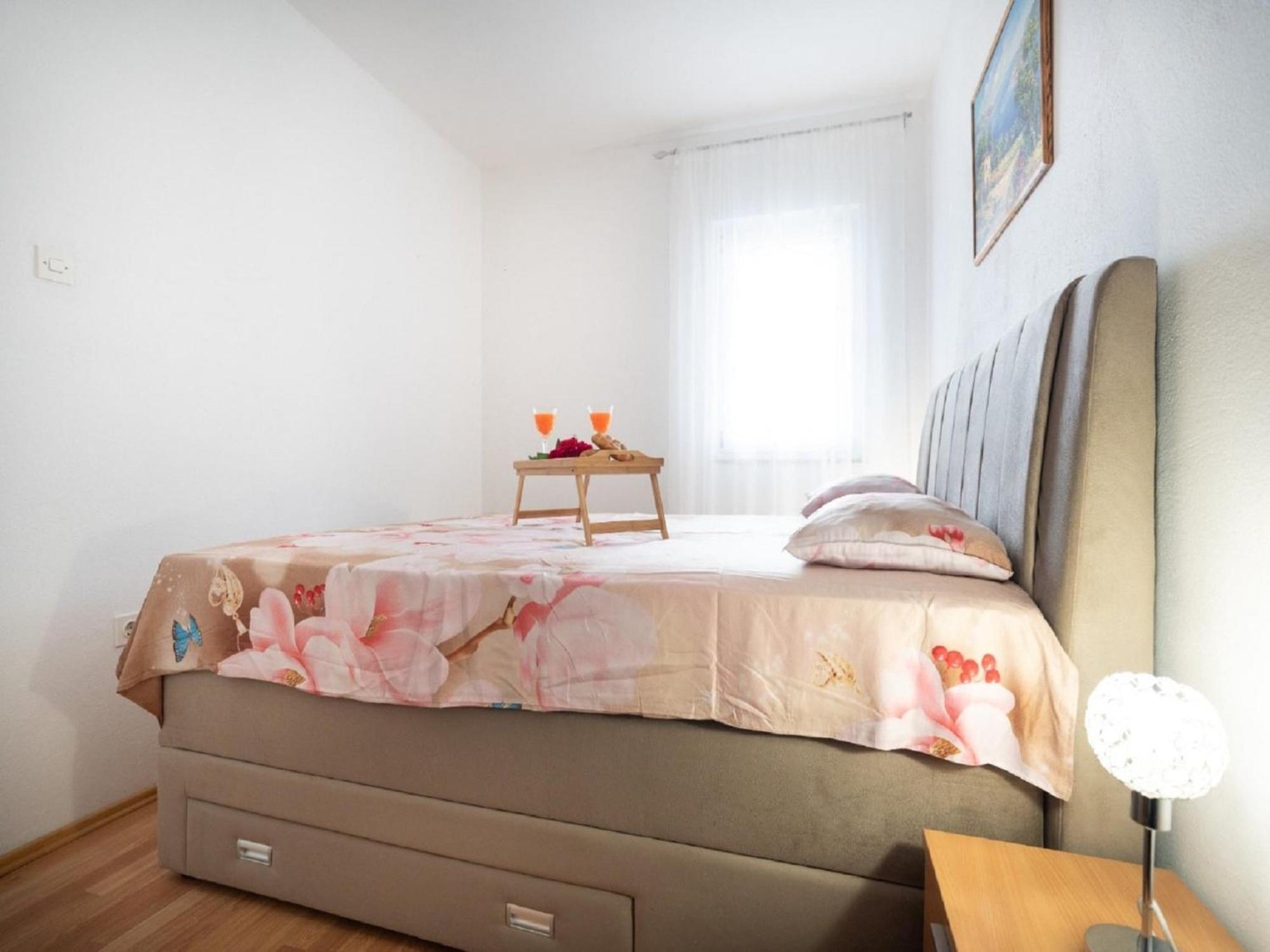 Apartments Milic - One Bedroom Apartment With Sea View And Terrace Gornji Karin Extérieur photo