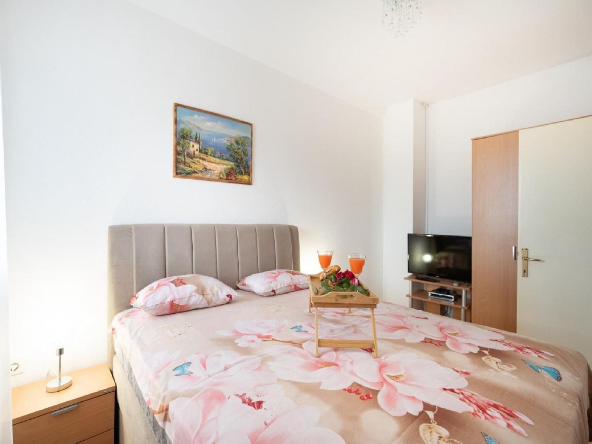 Apartments Milic - One Bedroom Apartment With Sea View And Terrace Gornji Karin Extérieur photo