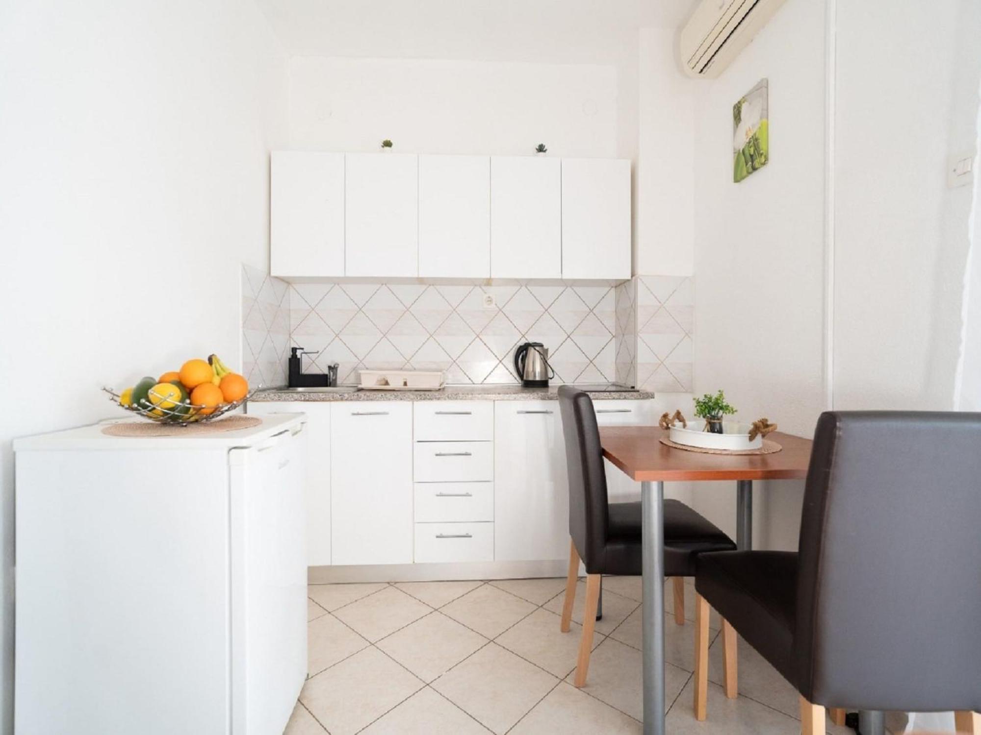 Apartments Milic - One Bedroom Apartment With Sea View And Terrace Gornji Karin Extérieur photo